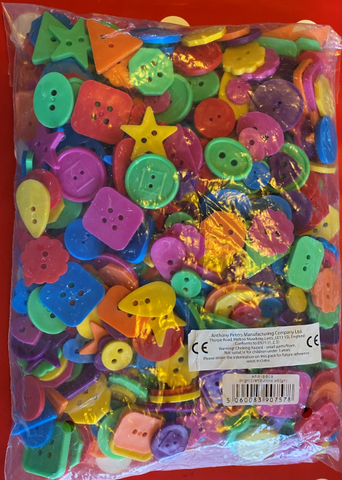 Large bag of assorted Buttons - 450 grams